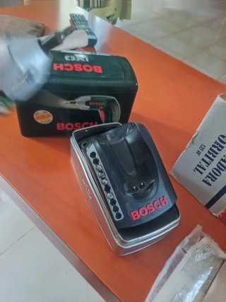 Pack Atornillador Bosch y lijadora orbital nuevos