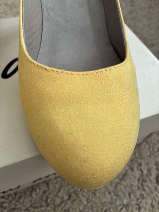 Zapatos de tacón Oh! Ana amarillos