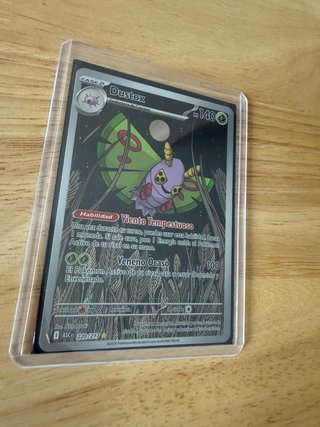 Carta Pokémon Dustox 220/217
