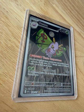 Carta Pokémon Dustox 220/217
