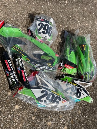Kit Plásticos Kawasaki KXF 2017