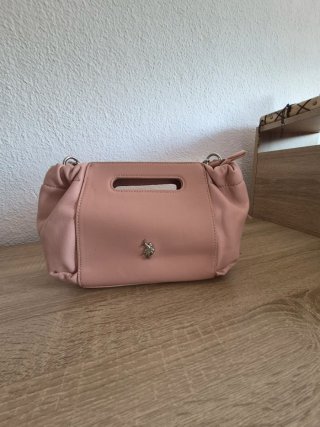 Cartera de mano U.S. Polo Assn. rosa