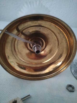 Lámpara de mesa.