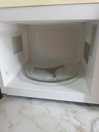 Microondas blanco