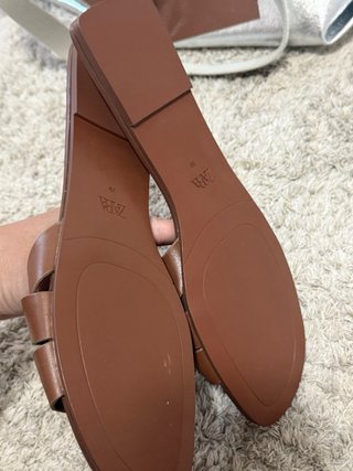 Chanclas Zara Marrones