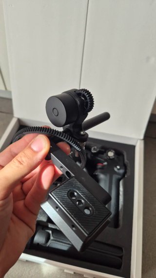 DJI Ronin RSC 2 + Falcam Q R+ Motor de enfoque