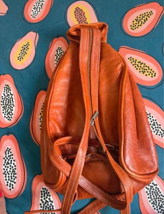 Mochila antirrobo de cuero