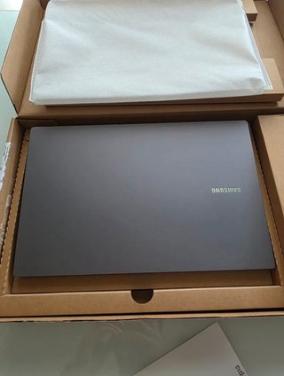 Samsung Galaxy Book 4 Grigio Nuovo