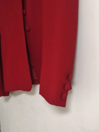 Traje NUEVO Falda y Chaqueta Rojo Talla 38