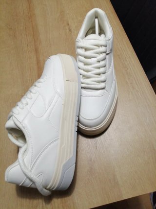 Zapatillas Zara Blancas Nuevas