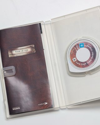 Gioco PSP Tomb Raider Legend
