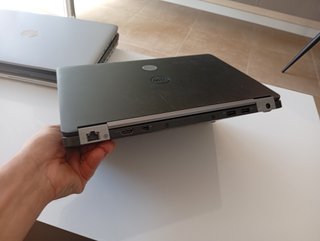 Dell Latitude i5 Portátil