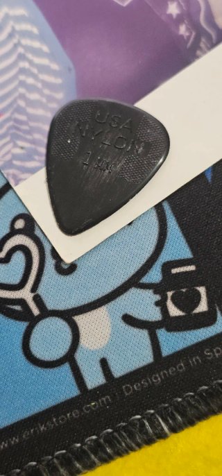 Púa Dunlop David Otero El Pescao y foto con firma