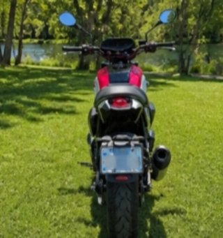 Hanway 125cc Naked Roja y Blanca