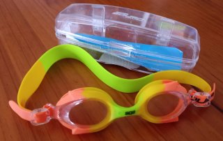 Gafas de natación infantiles con caja