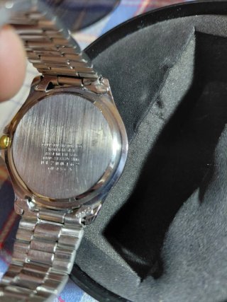 Reloj Citizen Oro y Plata