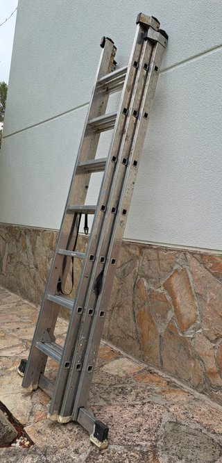 Escalera profesional aluminio 3 tramos