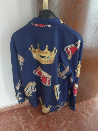 Camisa sedosa Coronas XL para mujer (hombre M)