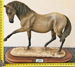 Escultura Caballo R. Nico Firmada