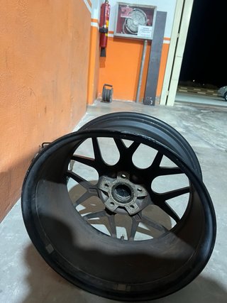 Llantas Japan Racing 18 Negro