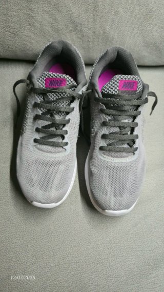 Zapatillas Nike Mujer Gris y Rosa