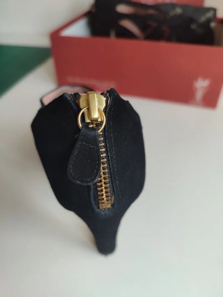 Zapatos de ante negros