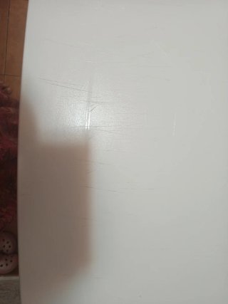 Tavolo pieghevole bianco in plastica
