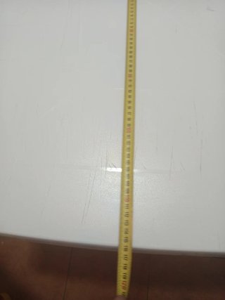 Tavolo pieghevole bianco in plastica