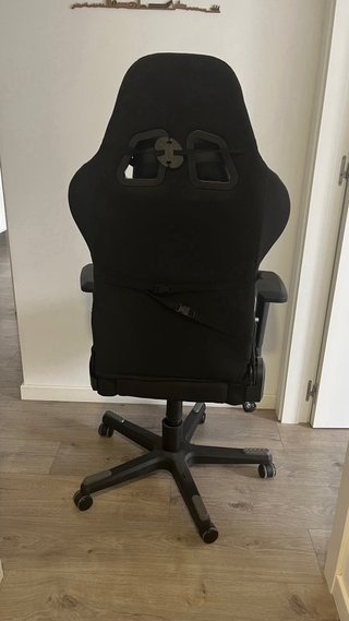 Silla Gaming DXRacer Negra y Gris con Brazos 4D