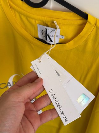 Camiseta Calvin Klein amarilla Talla S