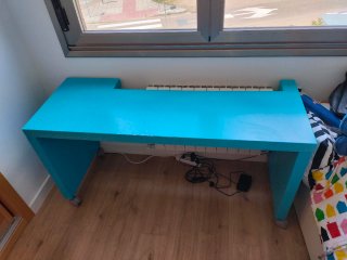 Scrivania blu con ruote 150 cm