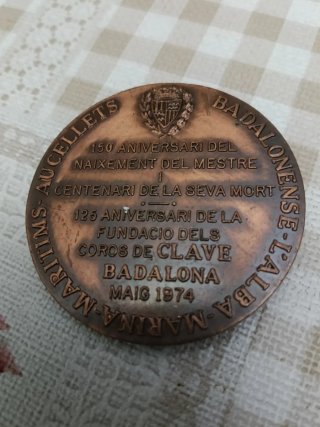 Lote 4 medallas conmemorativas