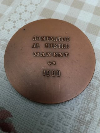 Lote 4 medallas conmemorativas