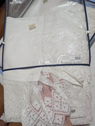 Coperta in lino e filet