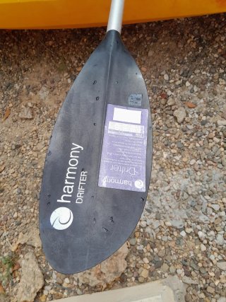 Kayak 3 plazas, 2 remos y chalecos. Costa Dorada.