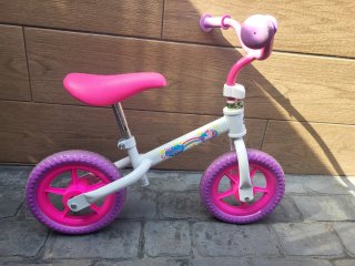 Bicicleta sin pedales Chicco rosa