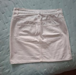 Falda vaquera mini blanca