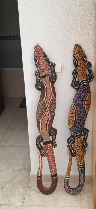 Salamandra Decorativa Madera Pintada  120cm