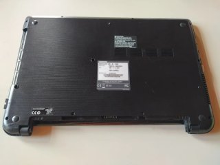 Toshiba Satellite L50-B-1NM. Intel Core i3 - 15,6"