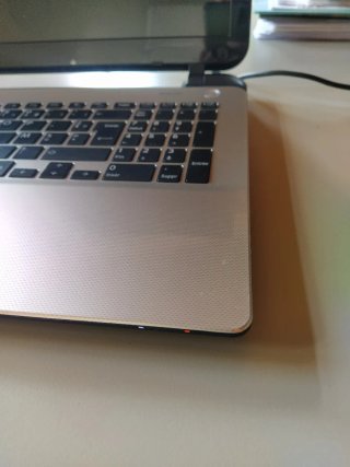 Toshiba Satellite L50-B-1NM. Intel Core i3 - 15,6"