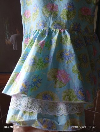 Vestido de niña con flores