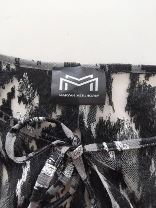 Maryan Mehlhorn Tunica corta