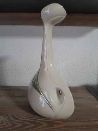 Jarrón de porcelana Galos beige y dorado