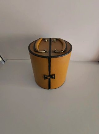 Set da bar portatile con mini bottiglie