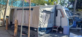 Cerramiento para toldo de caravana