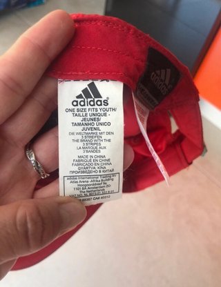 Chapéu Adidas Vermelho
