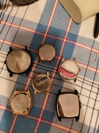 Lote 5 Relojes Curren, Lotus, Justina