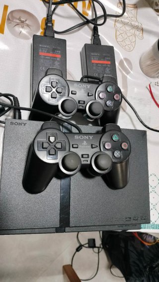 2 Consolas Sony PlayStation 2 Slim Negras