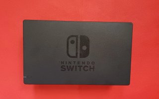Nintendo Switch Completa di Gioco e Accessori