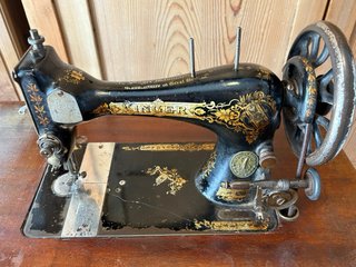 Máquina de coser Singer antigua de 1903